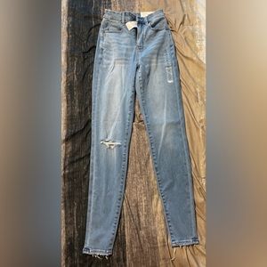 New American Eagle jeans